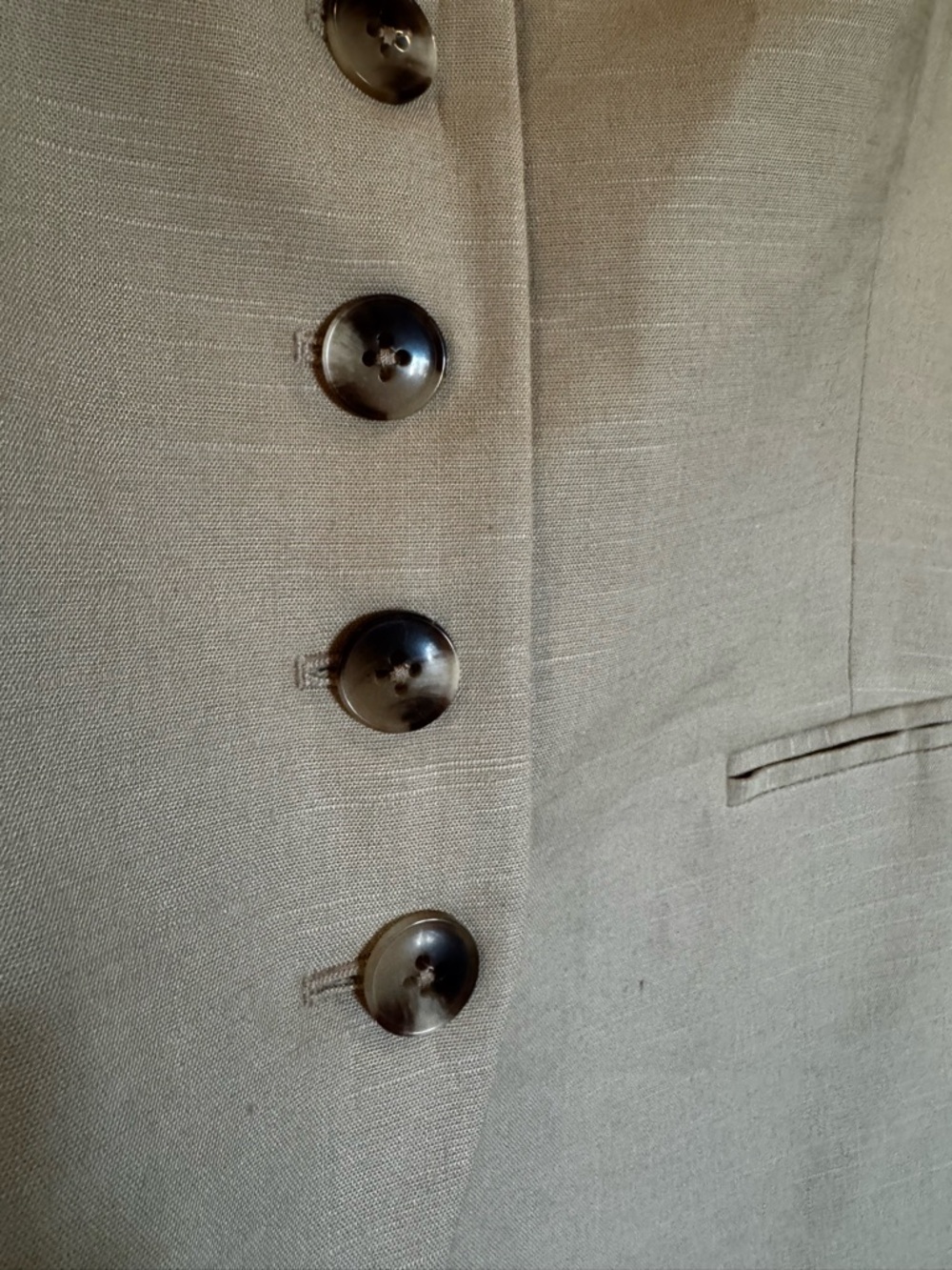 Veronica Beard Sleeveless Button Liff Vest - Picture 6 of 7
